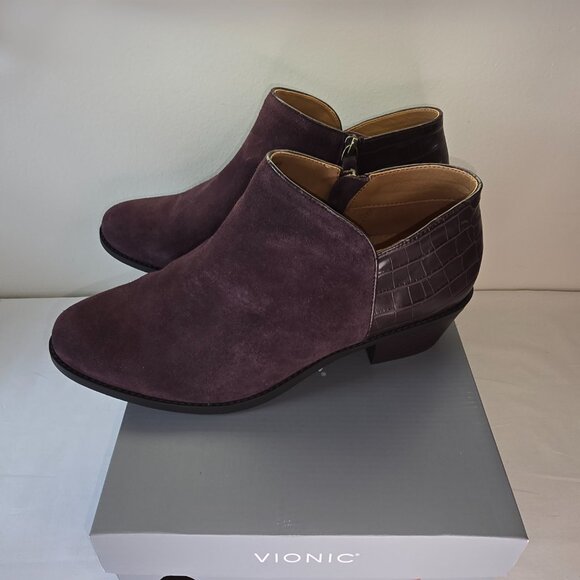 Vionic Marissa bootie, Women's US Size 11, Chocolate Suede/Croc Water resistant - Picture 4 of 7